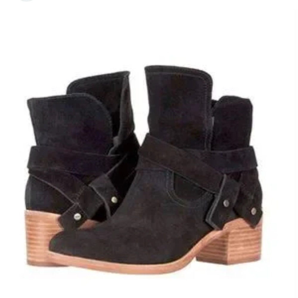 UGG Elora Black Suede Ankle Boots Women’s Size 9